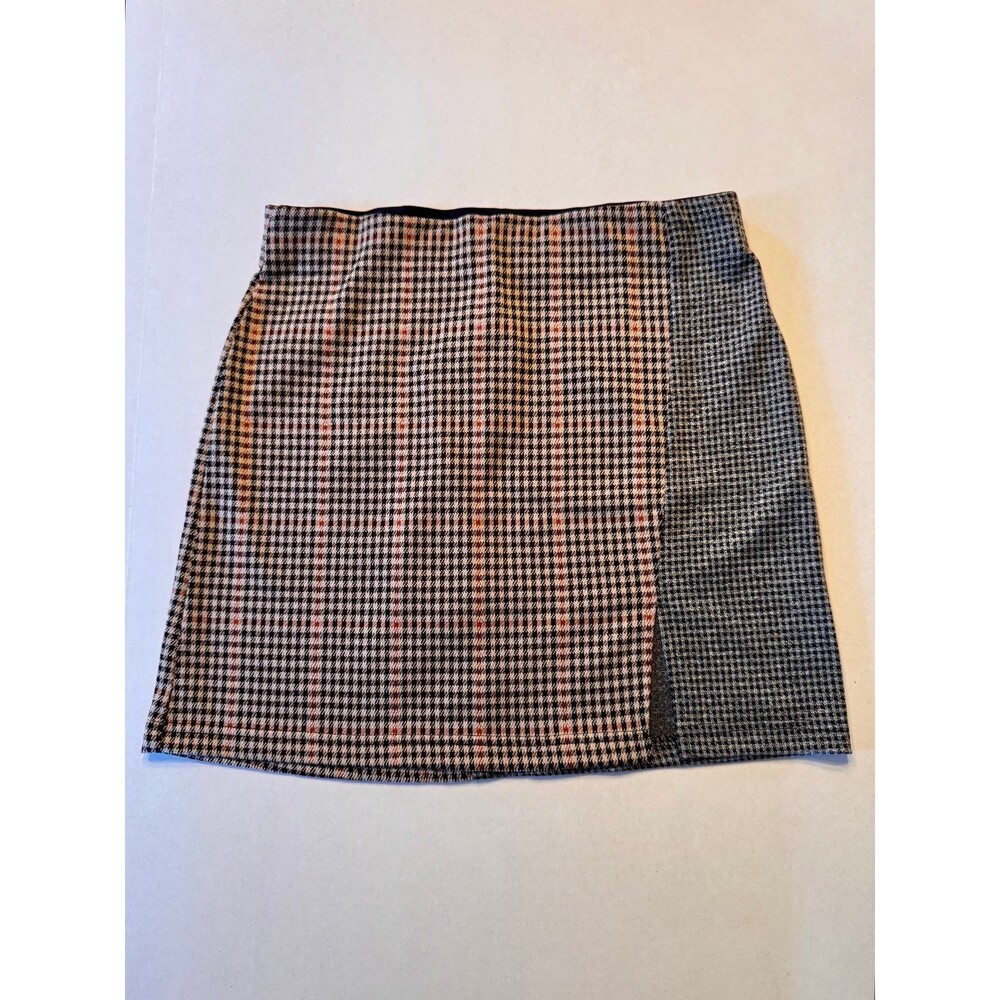 FLYING POINT Surf & Sport Plaid Mini Skirt Size Small NWT (Bx 14)